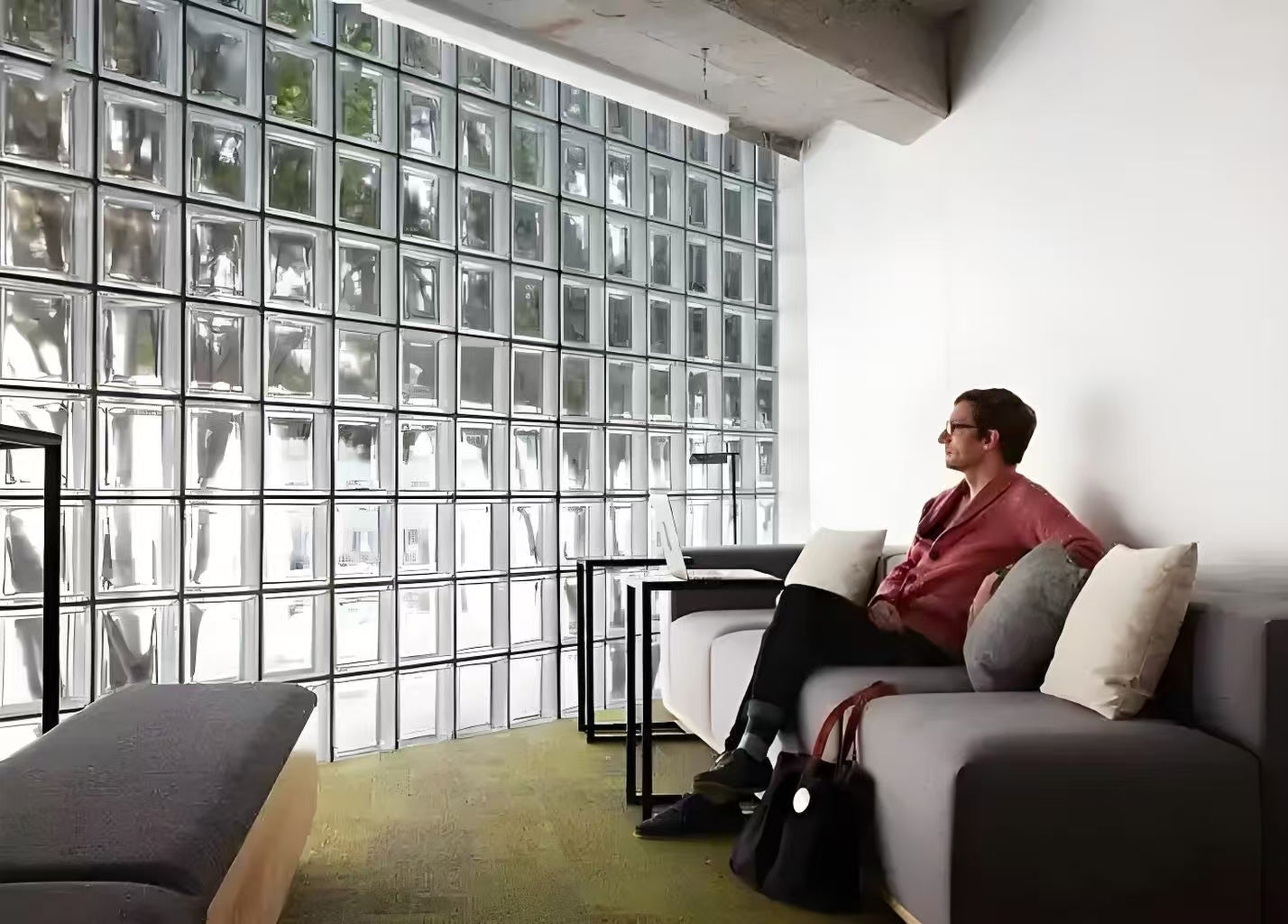 glass curtain wall