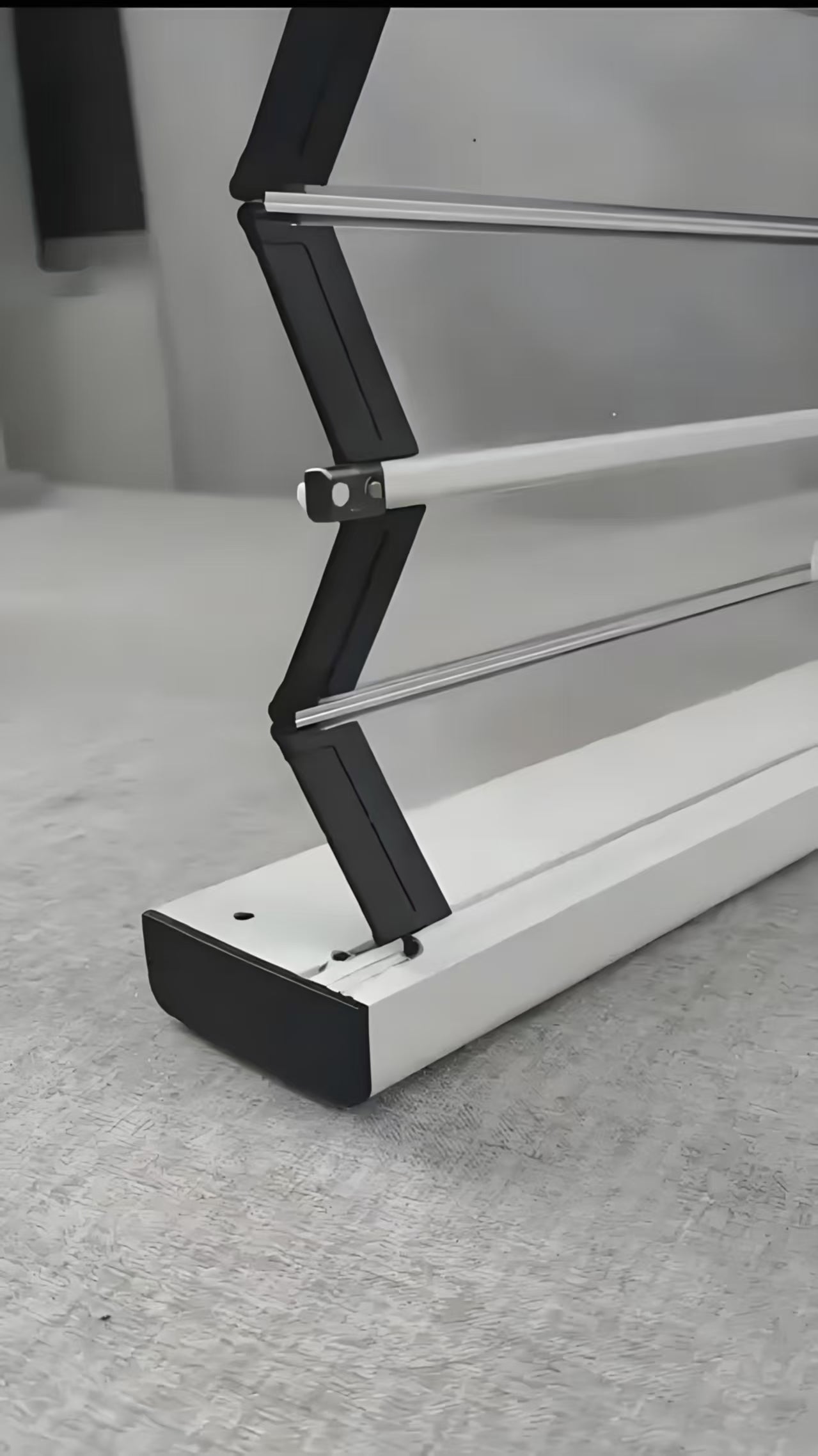 Crystal folding door