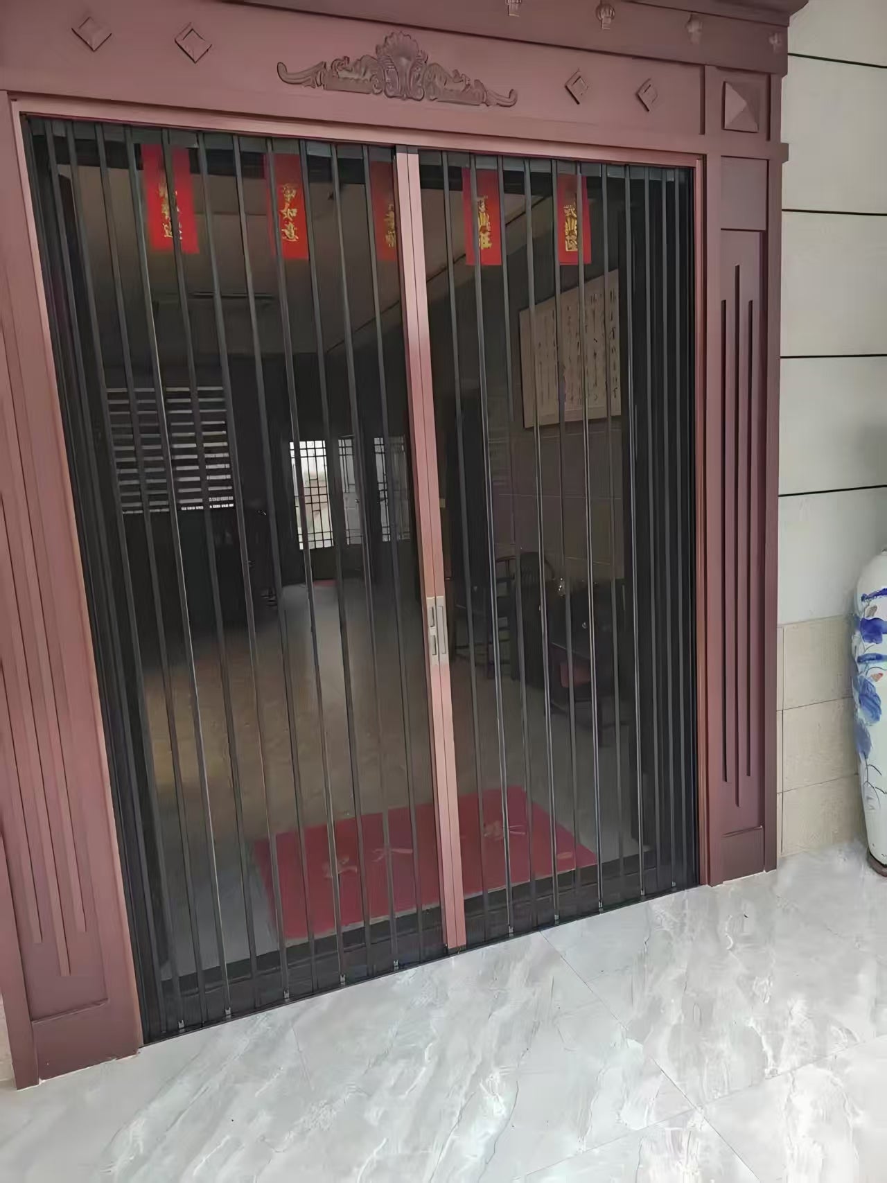 screen door