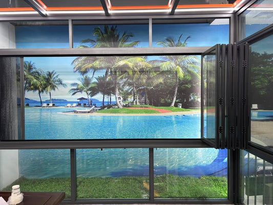 Panoramic folding window